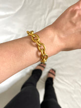 Load image into Gallery viewer, Feels Like Sunshine Gold Chunky Chain Link Bracelet
